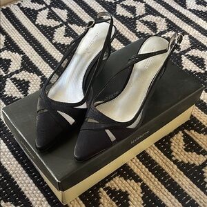 Liz Claiborne Black Pointed Slingback Heels